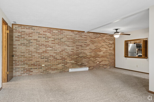 2BD, 1BA - 925SF - Dining Room