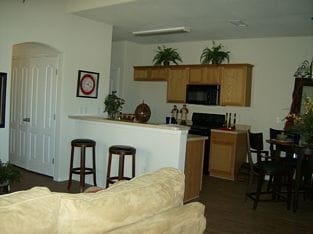 Photo - SYLVIA936 Unit 936