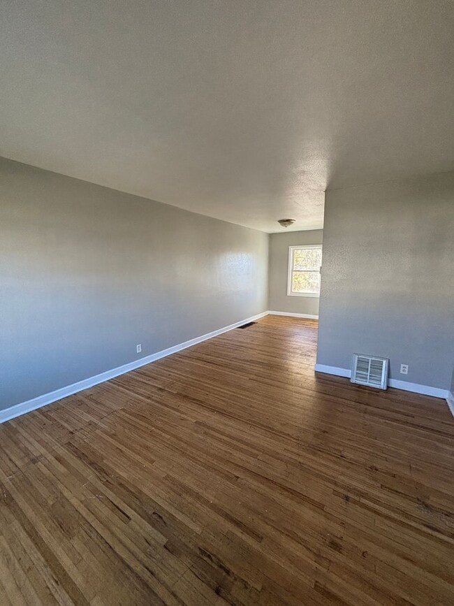 Photo - 2 bedroom 1 bath townhouse with walkout ba...