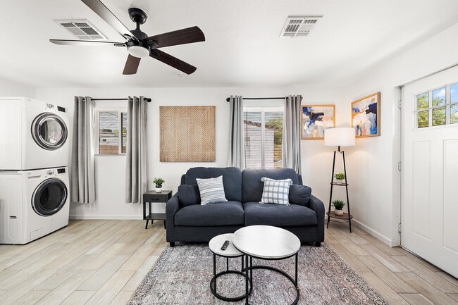 Photo - 2309 W Colter St Unit ID1244326P