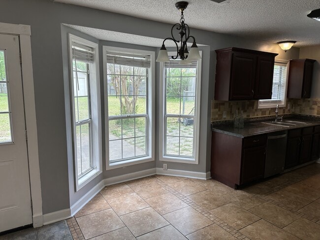 Photo - 3205 Turtle Creek Rd