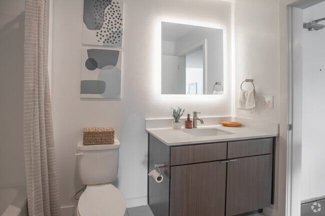 1BR,1BA,-654SF