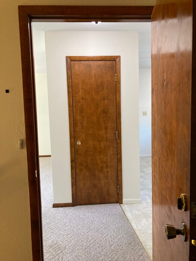 Entrance into Apartment - 425 6th Ave NW Unit 1