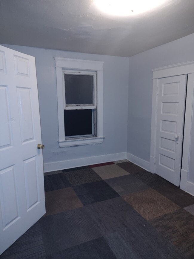 Building Photo - 167 Chittenden St Unit 7