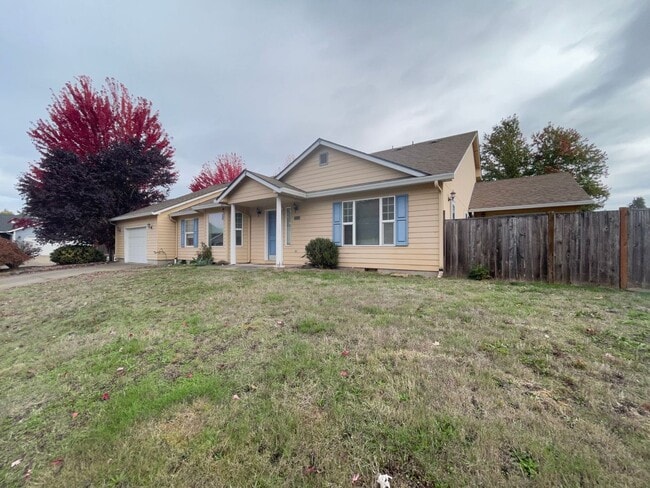 Photo - 2-Bedroom, 2-Bath Duplex In The Eugene River Rd Area!