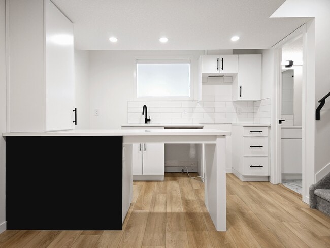 Photo - 11642-11690 90 St NW Unit BSMT 2