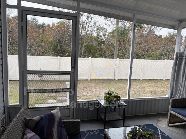 Photo - 712 Choo Choo Ln