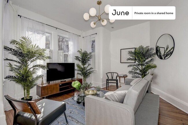 Room in Shared 3 bed/2 bath home in Capitol Hill