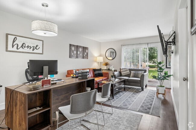 2BR, 1.5BA - 1,296SF - Living Room - Westgate Village Townhouses