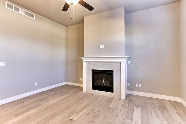Photo - MOVE In SPECIAL - Beautiful 3 Bedroom 2 1/2 Bath Townhome in Loveland