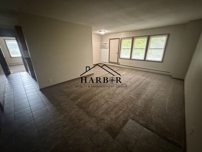204 11th Ave NW Unit 204 - 903