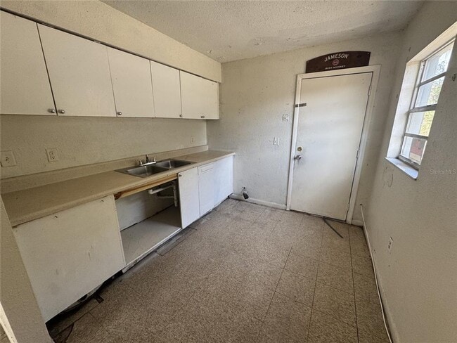 Photo - 505 Kilgore St