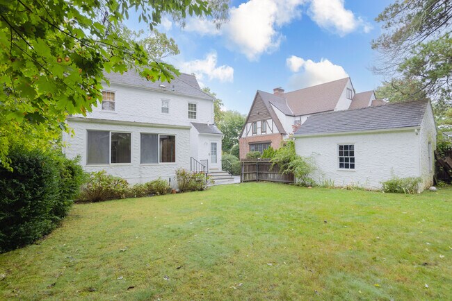 Photo - 7 Carthage Ln