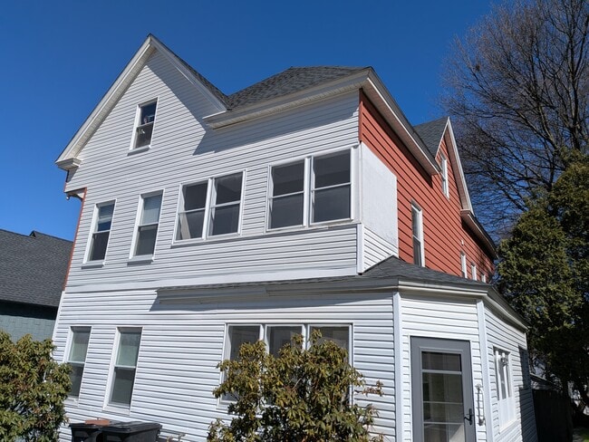 Second Floor - 27 McKinley Rd Unit 2