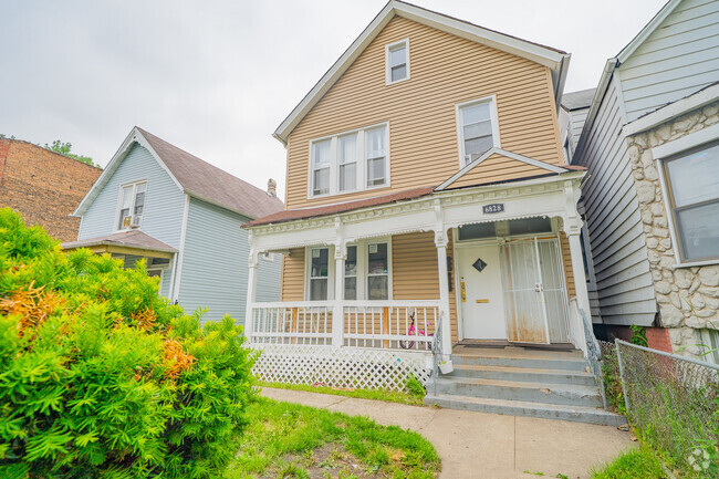 Building Photo - 6828 S Green St Unit 1 Rental
