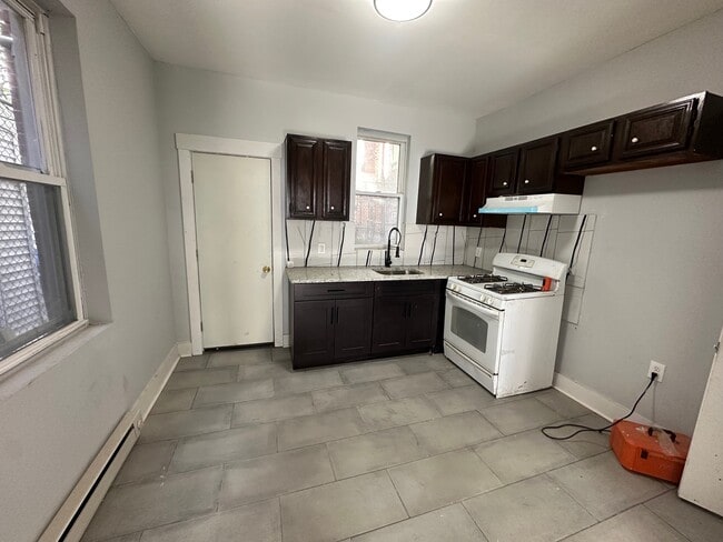 Photo - 4018 N Darien St