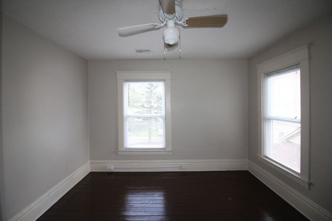 Photo - 3 Bedroom, 1.5 Bath Home – Swan Neighborho...