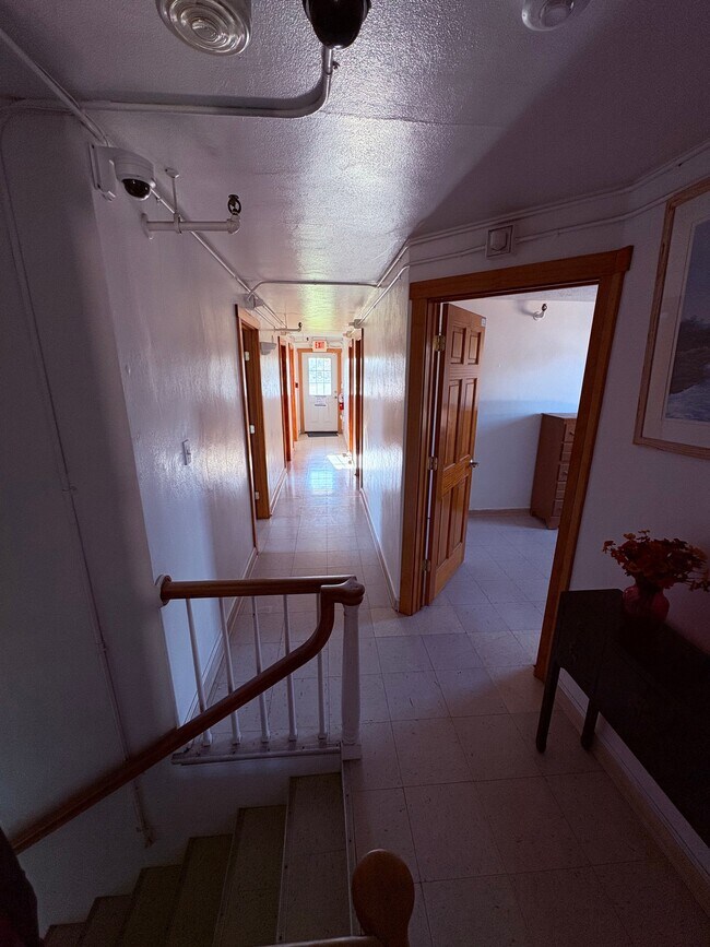 Photo - 312 W State St