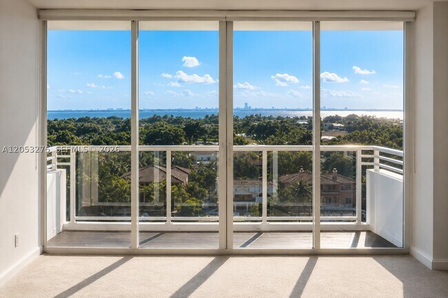 Photo - 5600 Collins Ave Unit 11L