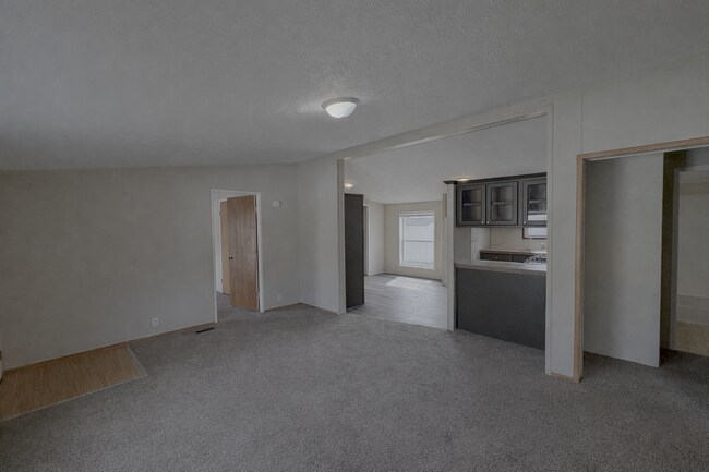 Photo - 247 Laurel Leah