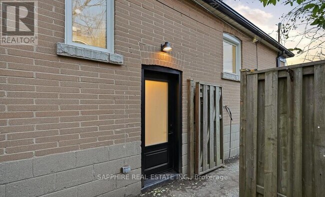 Photo - 162 Tower Dr