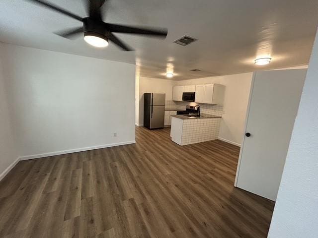 Photo - 1118 Brookswood Ave