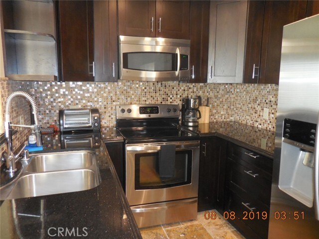 Building Photo - 711 Pacific Coast Hwy Unit 412 Rental