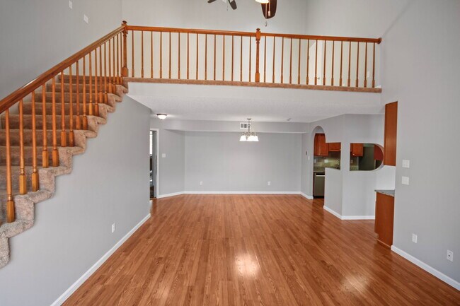 Photo - 338 Shirleyridge Drive