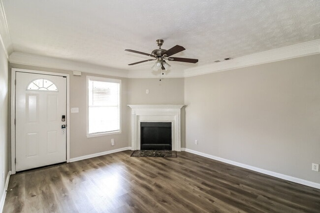 Photo - 1569 Dillard Rd