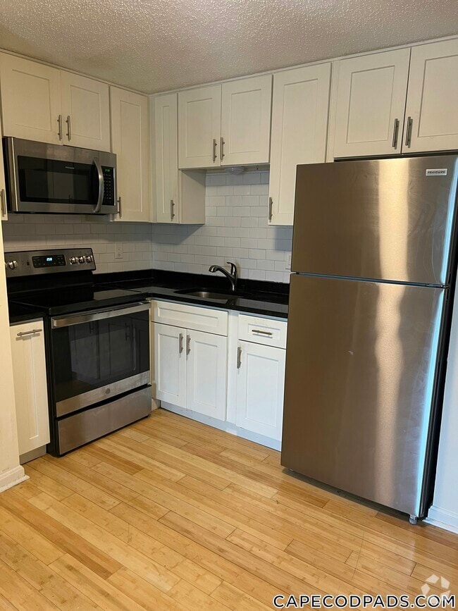 Building Photo - 357 Main St Unit 12 Rental