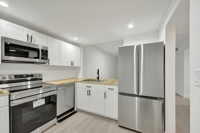 Photo - 9175 SW 77th Ave Condo Unit 302