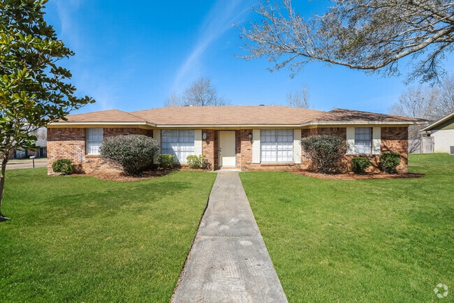 Building Photo - 112 Easthaven Dr Rental