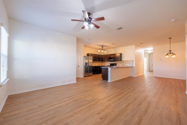 Building Photo - 1407 Brashear Ct Rental
