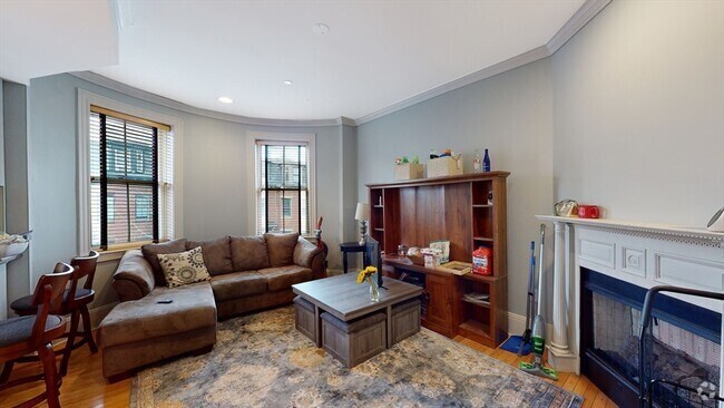 Building Photo - 97 E Brookline St Unit U3 Rental