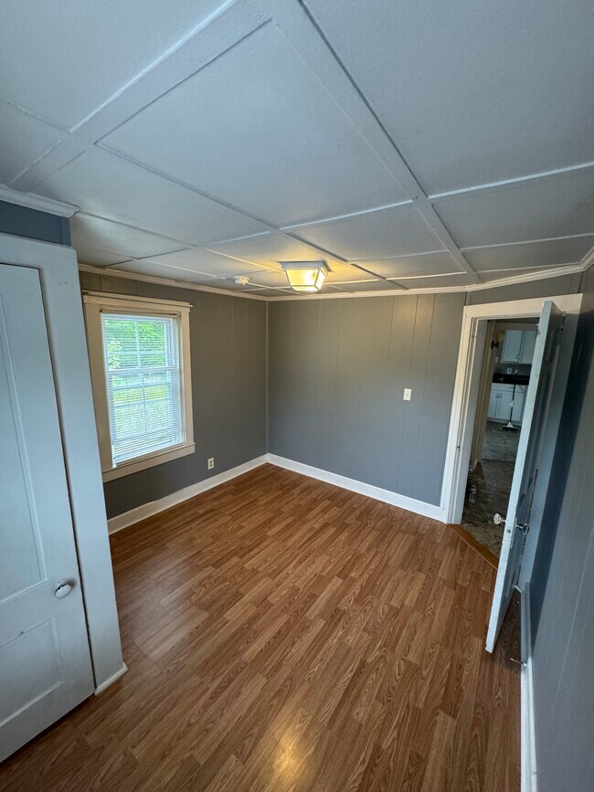 331 King Philip St Apartments Unit 2 Raynham, MA