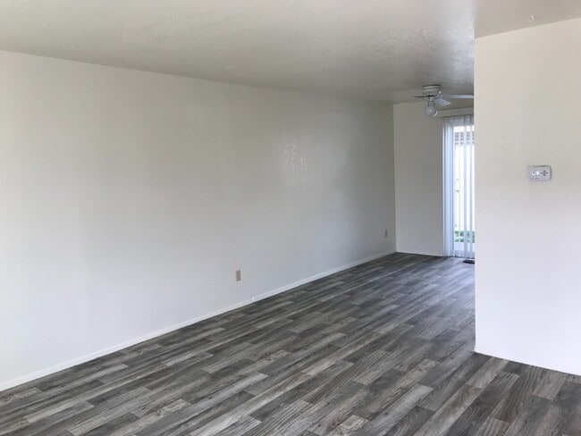 1224 S Juniper St Unit 102