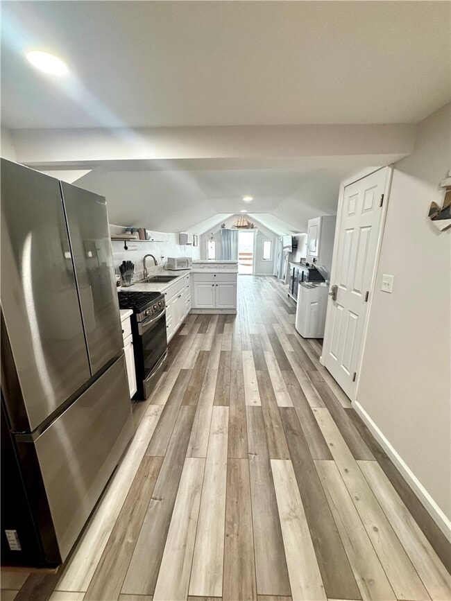 Photo - 182 Lake Bluff Rd