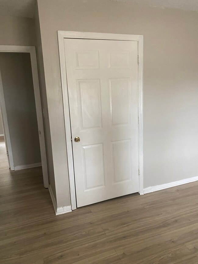 Photo - 1947 Atlantic Ave