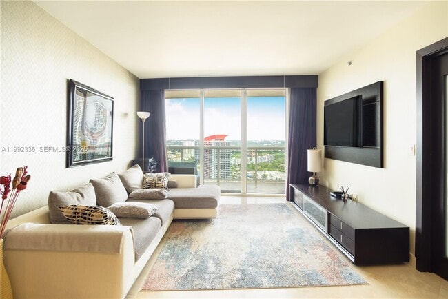 Photo - 1850 S Ocean Dr Unidad 3509