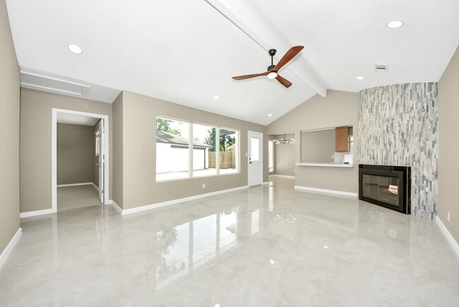 Photo - 16114 Forest Bend Ave