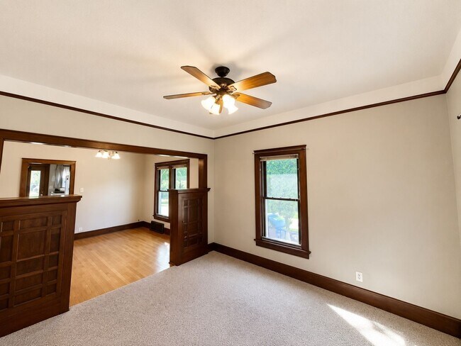 Photo - 1228 S 63rd St