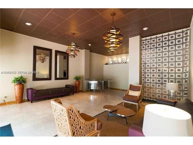 Photo - 1800 Collins Ave Unit 17A