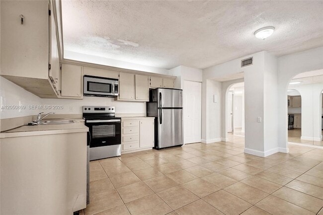 8798 Holly Ct Unit 101