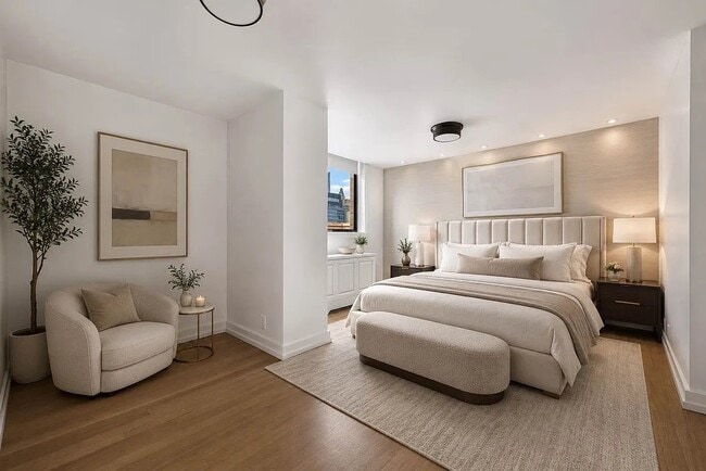 245 E 44th St Unit PH