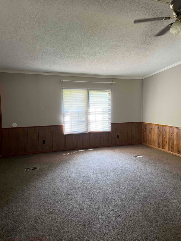 Photo - 268 Seymour Dr S
