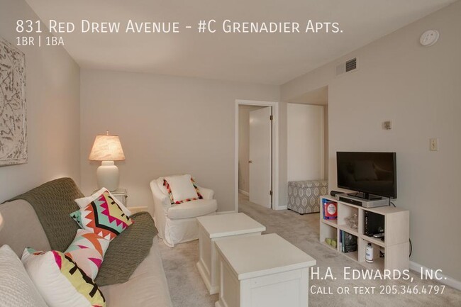 Photo - Grenadier Apartments