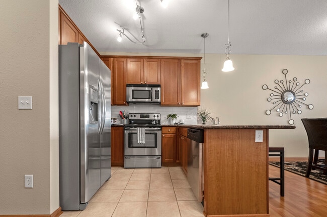 Model - Kitchen - Granite Shores