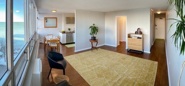 Photo - 6171 N Sheridan Rd Unidad 505