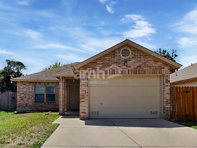 Photo - 11232 Vollmer Ln House