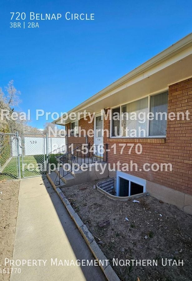 Photo - 720 Belnap Cir House